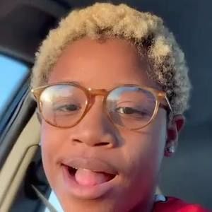 Meet your Posher, Kenitra